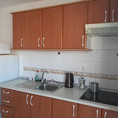 Apartmán Perfectly Located With Pool Playa de las Americas (Tenerife)